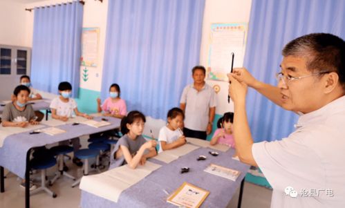 紅心青少年書法教育培訓基地揭牌，助力國學傳承與教育創新